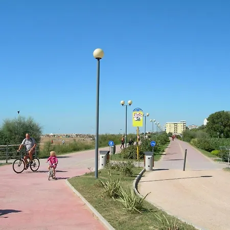 Ferienhaus Fuer 6 Personen Ca 50 Qm In Bibione, Adriakueste Italien Und Umgebung - B62791 Casa vacanze *